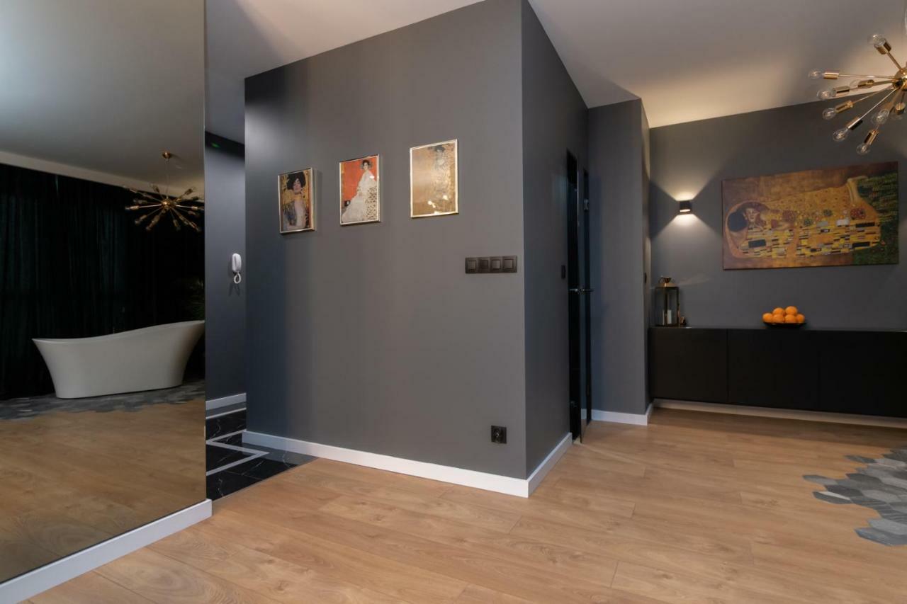 Jacuzzi Suite, Gdansk